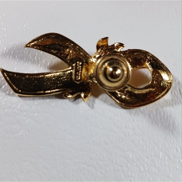 Vintage Avon Pink Enamel Cancer Awareness Pin Brooch - Picture 2 of 8